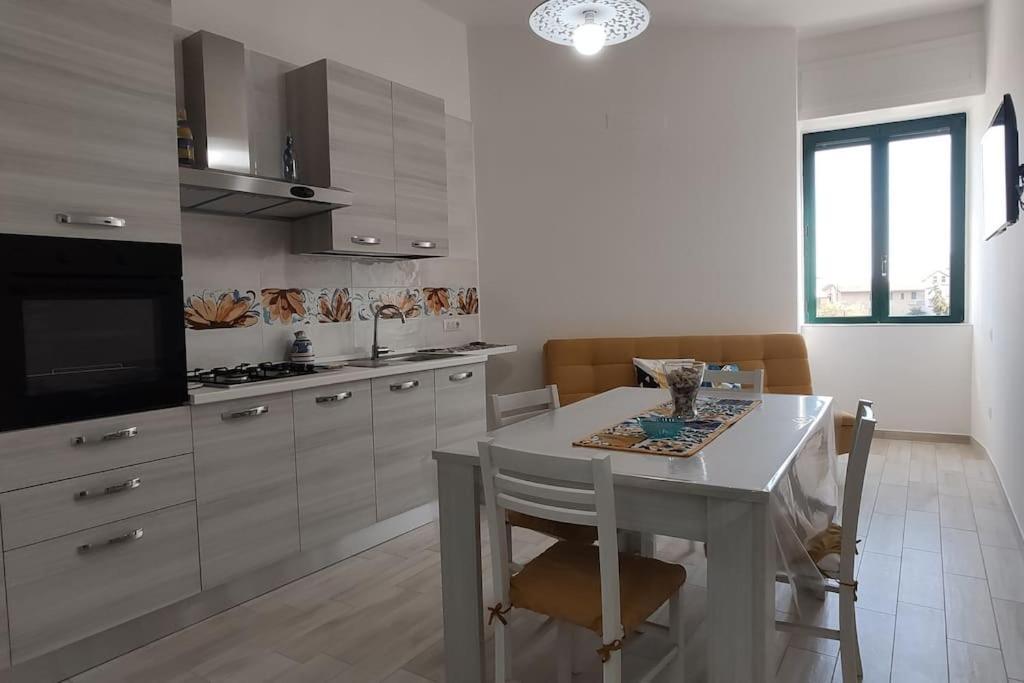Verdemare Charming Accommodation In Vietri Sul Mare - Amalfi Coast Buitenkant foto