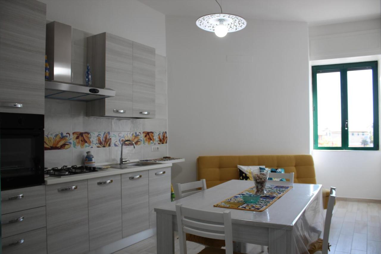 Verdemare Charming Accommodation In Vietri Sul Mare - Amalfi Coast Buitenkant foto