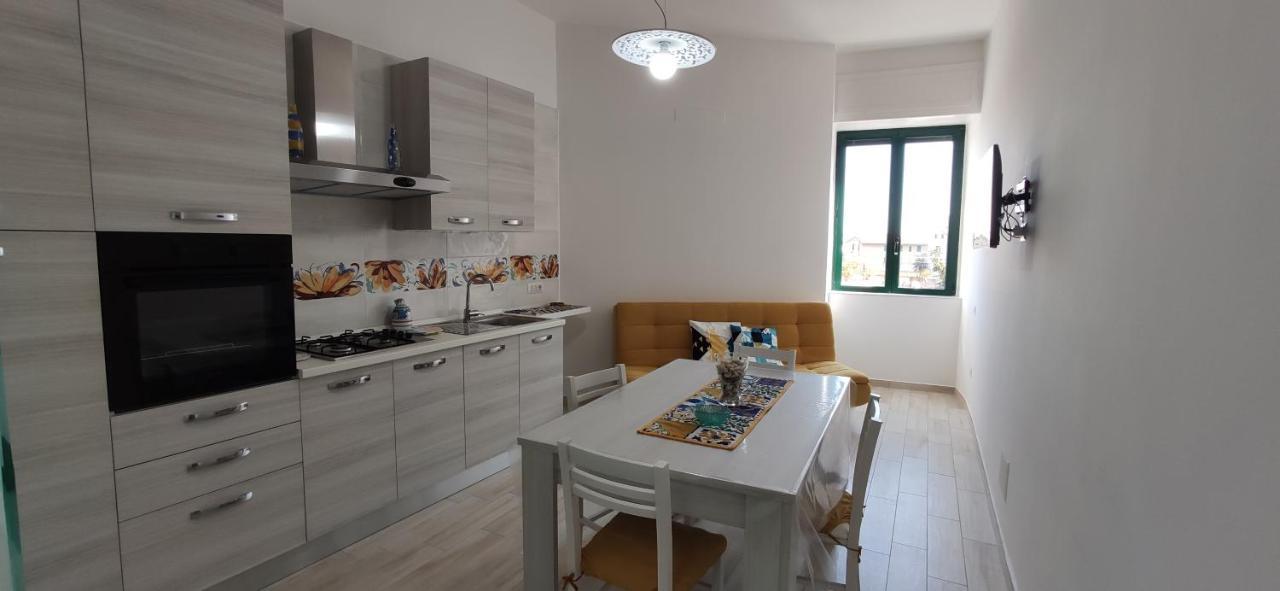 Verdemare Charming Accommodation In Vietri Sul Mare - Amalfi Coast Buitenkant foto